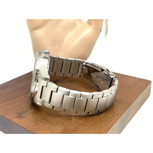 Citizen Men's Watch AW0110-58E Eco Drive Black Dial Day Date Silver Steel 44mm - Picture 10 of 15